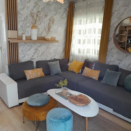 Abai-szallas 別荘 Zamárdi