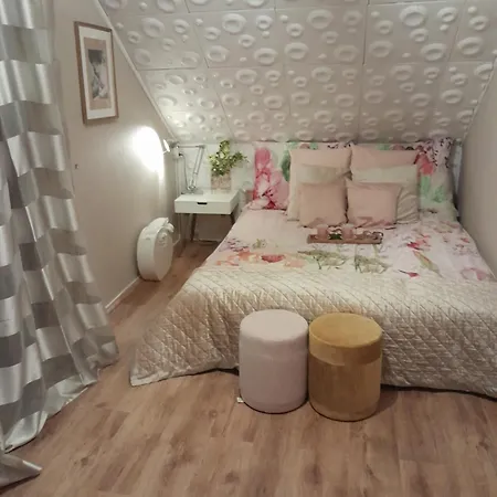 Abai-szallas 別荘 *